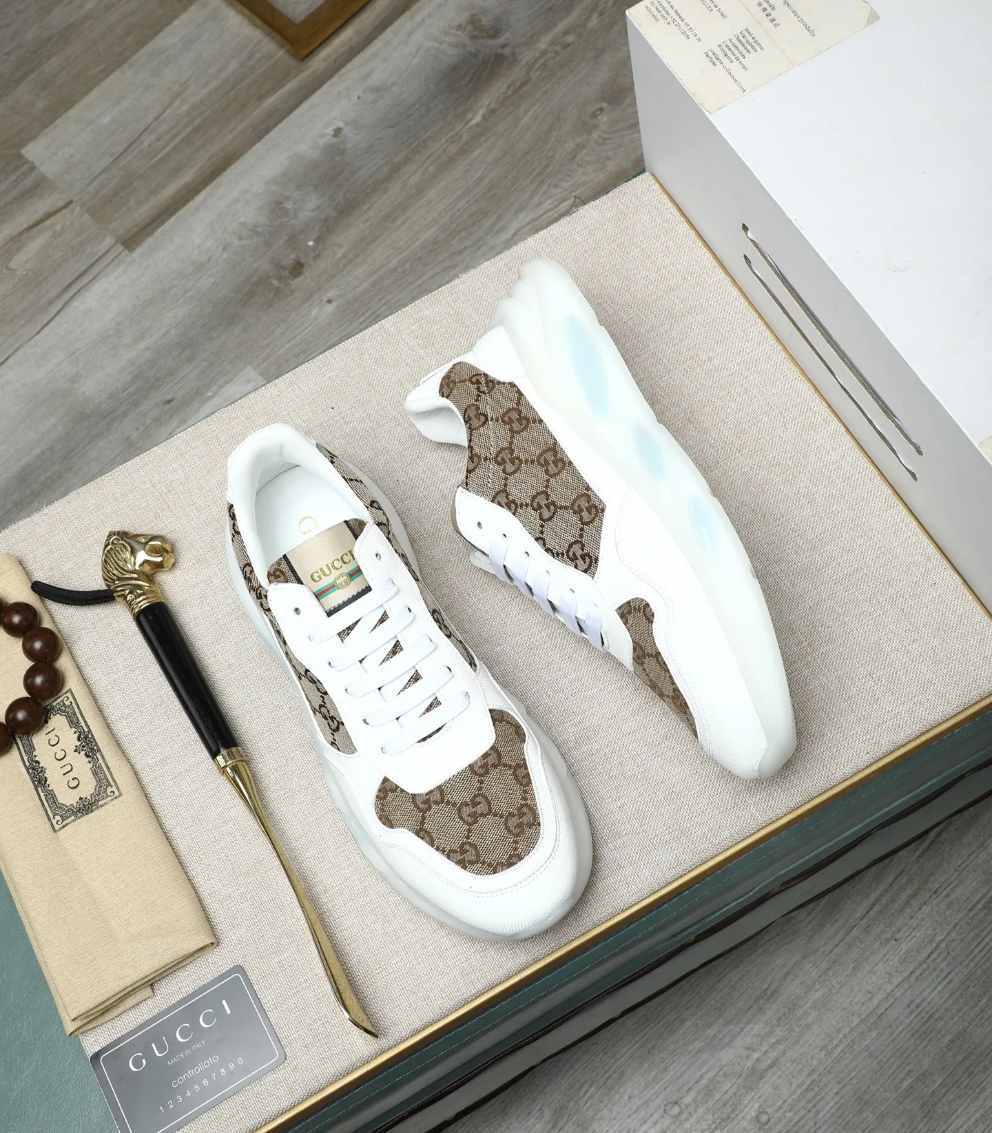 Men's shoes💰440 GUCCI🔍🔍Latest spring style On sale at the same time at the counter, original calfskin imported from Italy, genuine leather lining, (high-end, luxury, and class) exquisite workmanship, soles: original soles specially provided by the original factory, ⚠Exclusive double-layer movable molded soles are super comfortable⚠, real photos🎬The real ones are better🔍🔍"High quality·Follow the order" code number 38-44